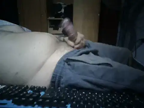 Snapshot of Luchi_pijagorda chatting on March 12, 2025, 2:20 am Luchi pijagorda online show from March 12, 2025, 2:20 am
