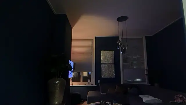 Snapshot of Its_MadameGaby chatting on February 21, 2026, 9:49 pm Its MadameGaby online show from February 21, 2026, 9:49 pm