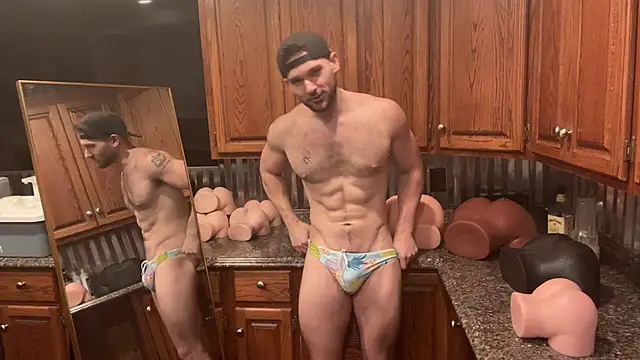 Snapshot of AlphaZack_14 chatting on February 14, 2025, 7:07 am AlphaZack 14 online show from February 14, 2025, 7:07 am