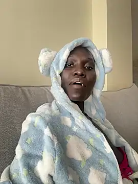 Foxxxyfemale online show from March 10, 2026, 7:13 am