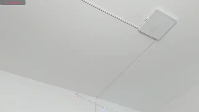 FaloonRoussel online show from March 4, 2026, 5:52 pm