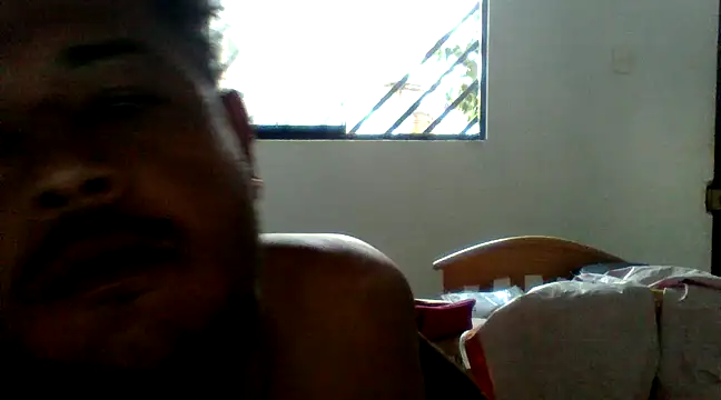Snapshot of wilmerbon chatting on February 10, 2025, 11:13 pm wilmerbon online show from February 10, 2025, 11:13 pm