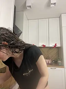 MartiniiSelenna online show from January 6, 2026, 7:01 am