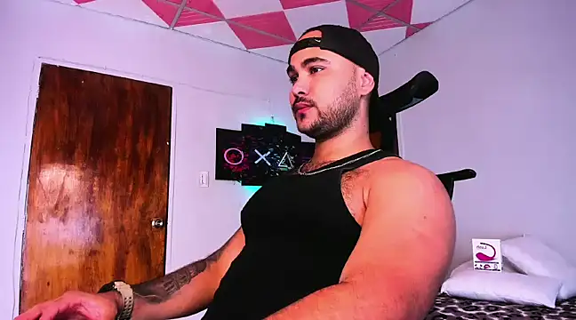 Snapshot of Sebas-hott chatting on December 11, 2024, 3:13 am Sebas-hott online show from December 11, 2024, 3:13 am