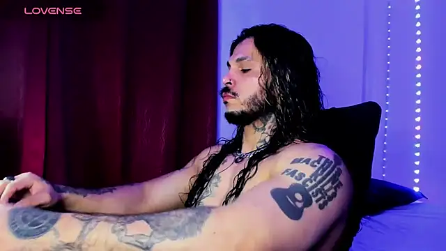 Van Velckan online show from October 4, 2025, 5:49 am