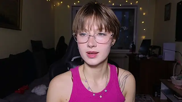 Snapshot of MalvinaBlum chatting on January 14, 2026, 2:06 am MalvinaBlum online show from January 14, 2026, 2:06 am