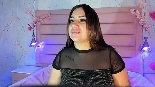 sabrinamilani online show from April 10, 2026, 3:12 am