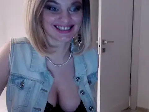 YourSweetJam online show from January 24, 2025, 3:13 pm