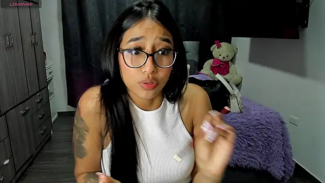 isa bellaa0 online show from January 12, 2025, 8:04 am