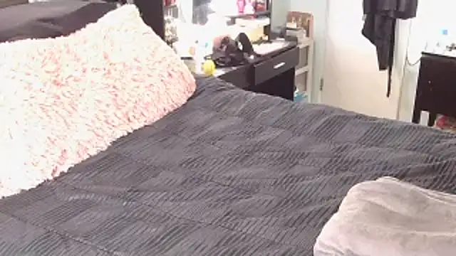 exxxtrasmall online show from November 16, 2025, 5:35 am