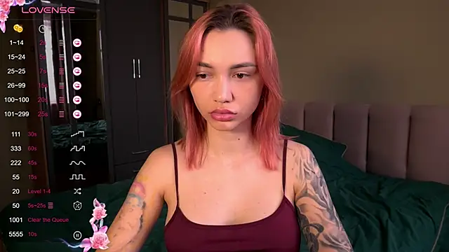 Teo Rose online show from February 12, 2026, 10:43 am