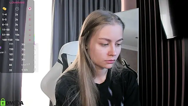 Polumna cute online show from December 3, 2025, 9:40 am