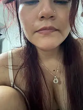Snapshot of ZUCAAT chatting on June 12, 2026, 3:49 am ZUCAAT online show from June 12, 2026, 3:49 am