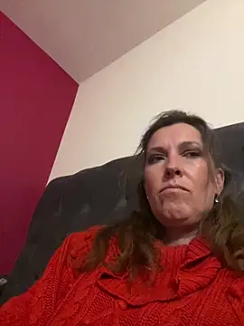 Lwhite1 online show from February 8, 2026, 5:27 pm