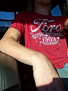 Snapshot of REDHAMMER_ chatting on October 14, 2025, 8:20 pm REDHAMMER  online show from October 14, 2025, 8:20 pm