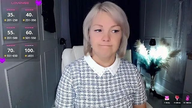 Juarnea online show from November 2, 2025, 5:43 am