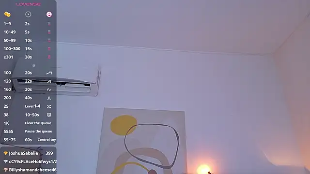 Snapshot of littleebonny chatting on May 28, 2026, 12:19 am littleebonny online show from May 28, 2026, 12:19 am