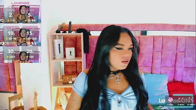 Snapshot of KayleighDreams_ chatting on May 17, 2026, 4:10 am KayleighDreams online show from May 17, 2026, 4:10 am