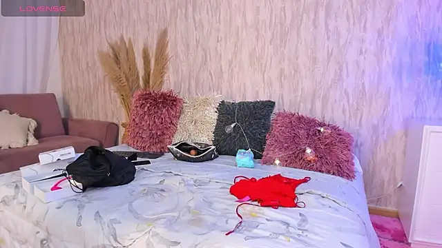 emily parkerr online show from January 23, 2025, 2:39 pm