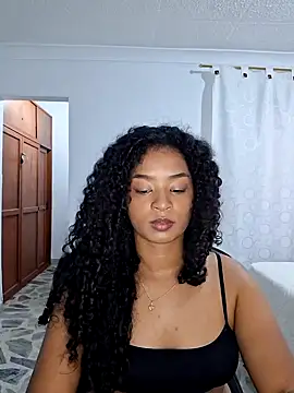 avellanatammy online show from June 17, 2026, 9:27 pm