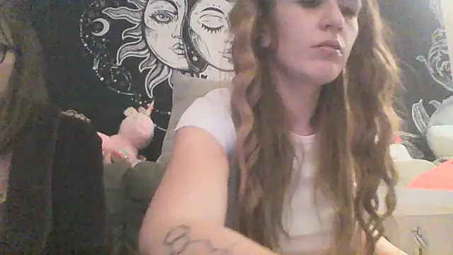 halobabe7620 online show from December 31, 2024, 8:48 am