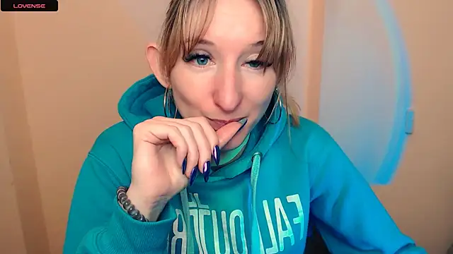 AmandaSell online show from October 16, 2025, 7:53 am