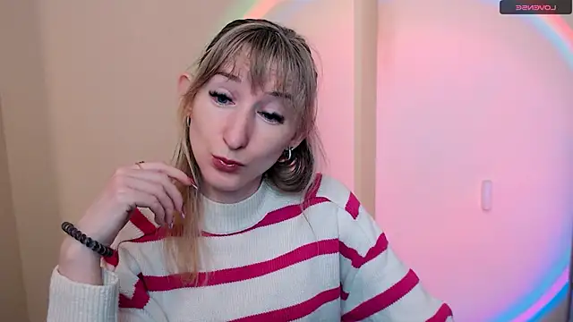 AmandaSell online show from April 16, 2026, 6:47 am