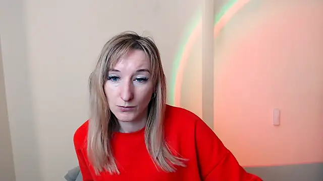 Snapshot of AmandaSell chatting on April 24, 2026, 7:00 am AmandaSell online show from April 24, 2026, 7:00 am