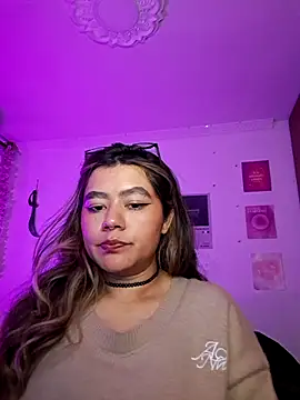 StephaniFox online show from April 15, 2026, 12:06 am