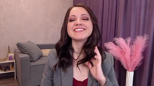 SusanMorado online show from November 9, 2025, 7:06 am