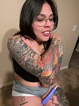 miacanela xo online show from March 11, 2025, 7:15 am