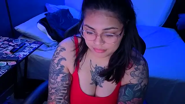 miacanela xo online show from July 19, 2026, 1:20 am