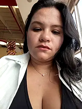 Snapshot of Julieta-tits chatting on January 9, 2025, 9:05 pm Julieta-tits online show from January 9, 2025, 9:05 pm