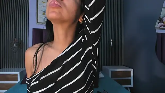 Tamaraakins online show from March 1, 2025, 3:38 pm