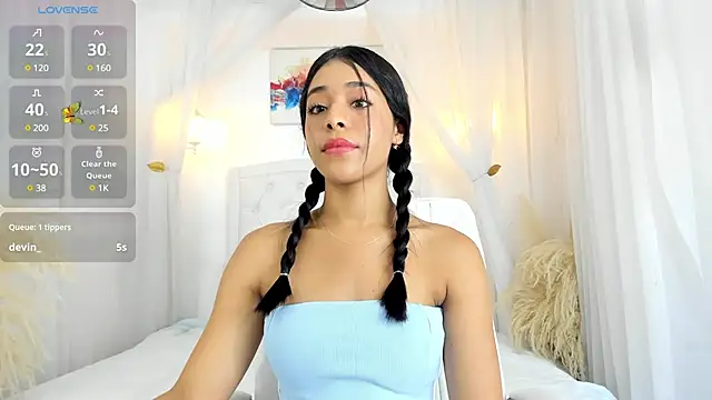 aaryy  online show from February 18, 2025, 2:59 pm