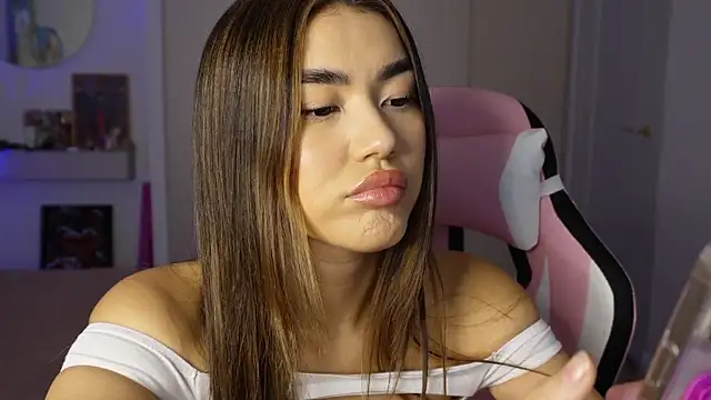 Shineel online show from November 24, 2025, 8:14 am