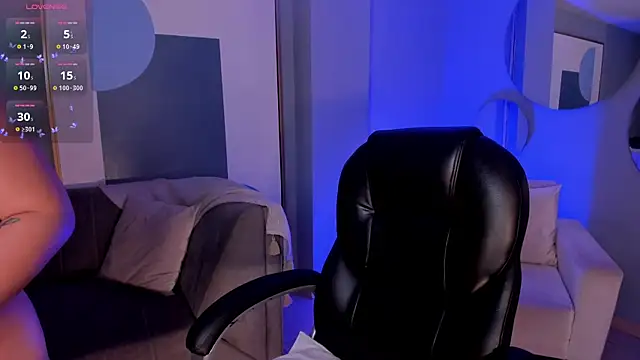 ViolettCastel online show from March 8, 2025, 7:31 pm