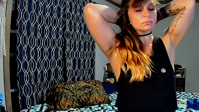 ZeelaXoXo online show from October 2, 2025, 4:30 am