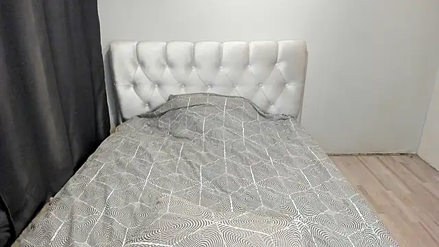 MatildaMommy online show from January 15, 2025, 4:25 am