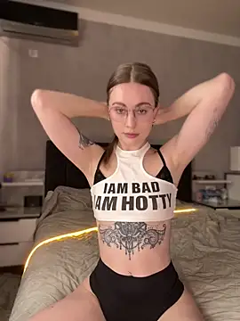 LoveGameSexx online show from February 22, 2026, 8:46 am