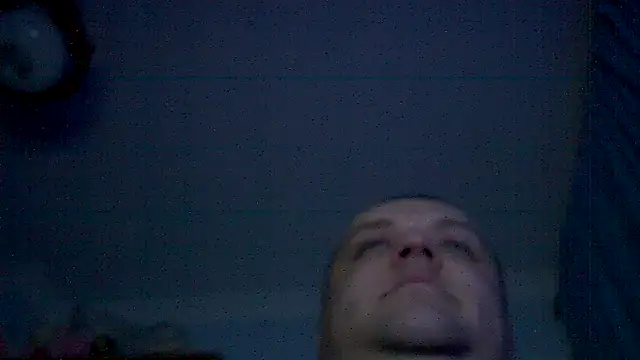 Snapshot of Rasta1987@xh chatting on April 11, 2026, 10:14 pm Rasta1987xh online show from April 11, 2026, 10:14 pm