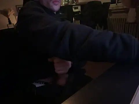 Snapshot of KendrickJiz chatting on March 6, 2026, 9:55 pm KendrickJiz online show from March 6, 2026, 9:55 pm