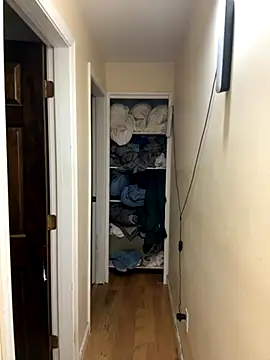 DaddySnowXX online show from October 26, 2025, 2:17 am