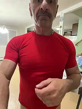 Snapshot of DaddySnowXX chatting on May 21, 2026, 1:56 am DaddySnowXX online show from May 21, 2026, 1:56 am