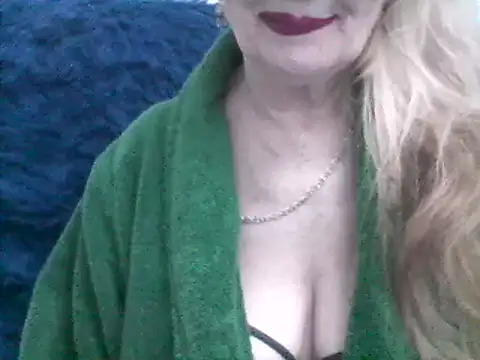 CarlyTreat online show from February 22, 2025, 6:19 pm