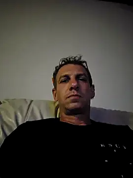 Snapshot of greatimes81 chatting on February 25, 2025, 1:28 pm greatimes81 online show from February 25, 2025, 1:28 pm