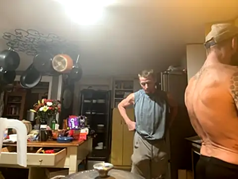 trash4cash online show from November 1, 2025, 11:40 pm