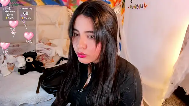 Liana Bernocchi online show from October 26, 2025, 8:26 pm