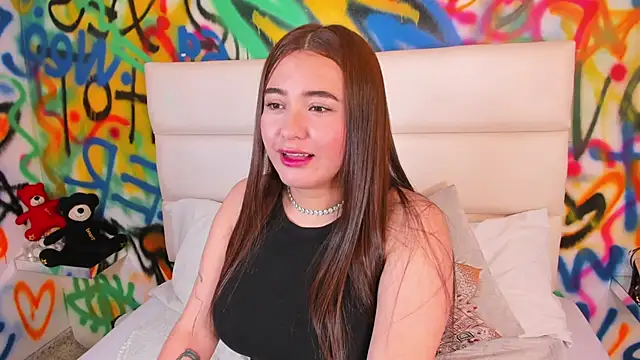 Liana Bernocchi online show from February 1, 2026, 8:07 pm