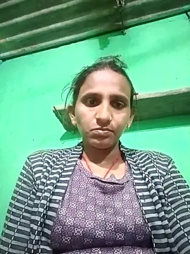 Baby  Shreya online show from November 19, 2025, 3:34 pm